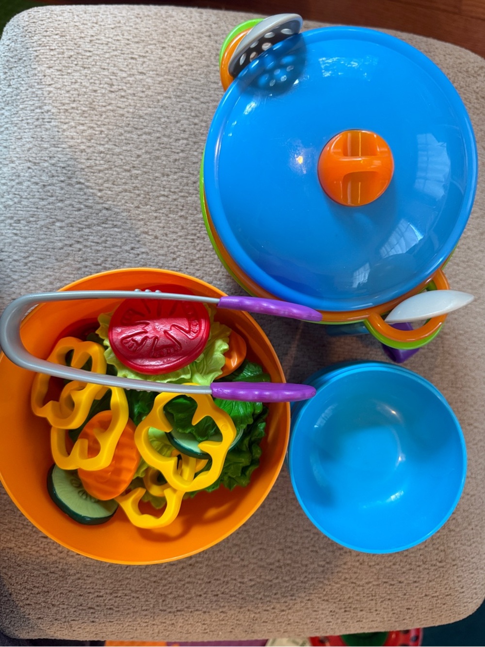 New Sprouts Play Cookware Set and salad set